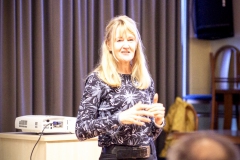 1_20241010-ninasimoneplum-27